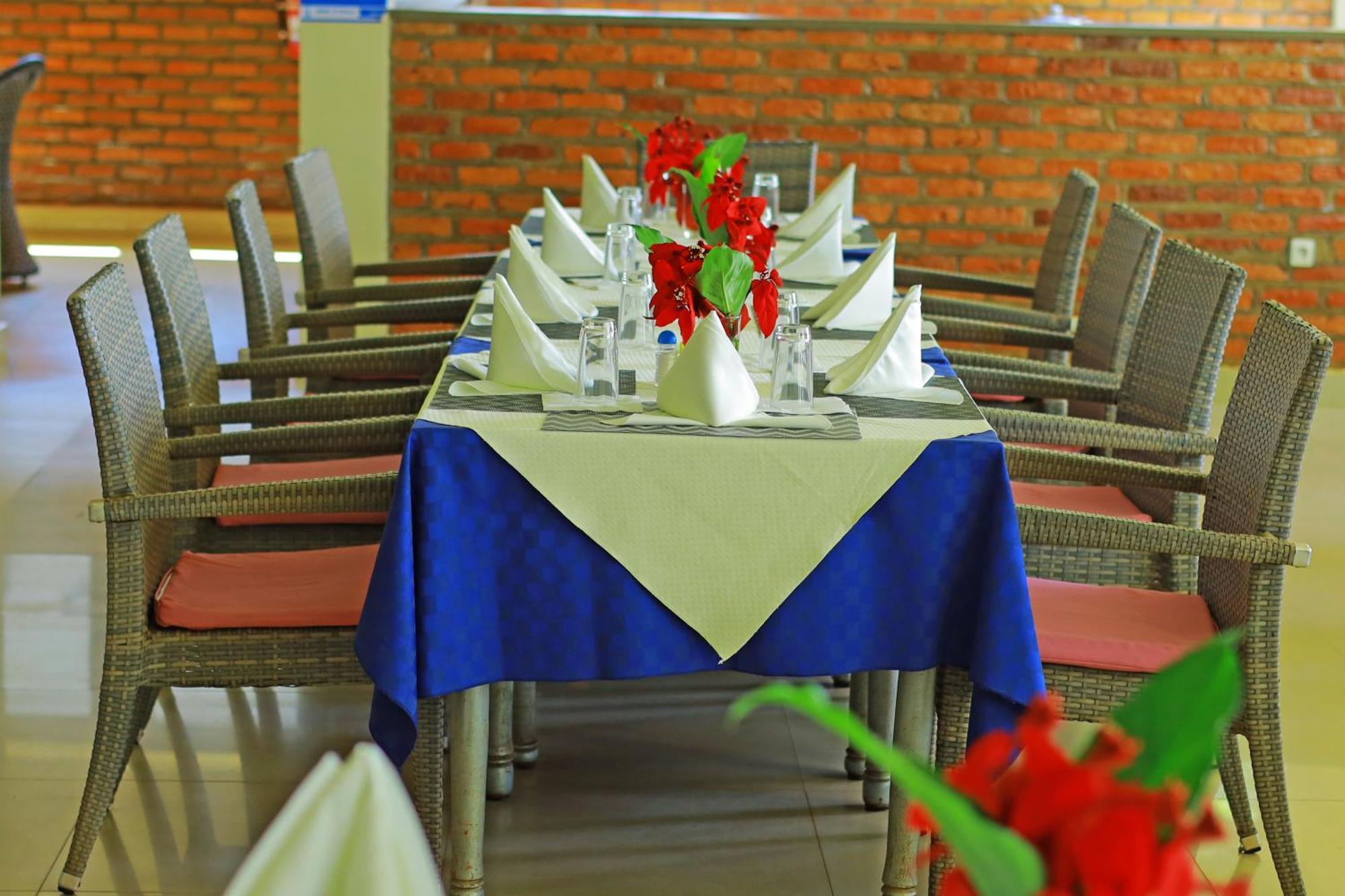 Dereva Hotel Rwamagana Esterno foto